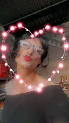 Travesti lilirose très chaude